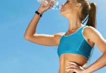 Agua con gas en el deporte: ¿aliada refrescante o causa de molestias digestivas? agua-con-gas-en-el-deporte:-¿aliada-refrescante-o-causa-de-molestias-digestivas?