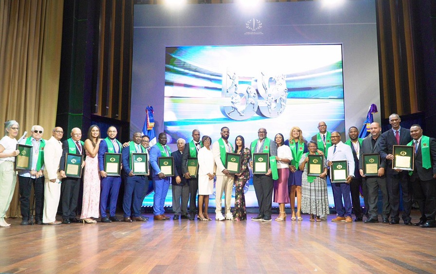 doce-grandes-deportistas-entran-al-pabellon-de-la-fama-del-deporte-dominicano. doce-grandes-deportistas-entran-al-pabellon-de-la-fama-del-deporte-dominicano.