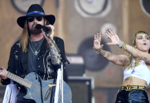 Billy Ray Cyrus gana demanda y tribunal confirma: «Miley no tiene otra madre biológica» billy-ray-cyrus-gana-demanda-y-tribunal-confirma:-«miley-no-tiene-otra-madre-biologica»