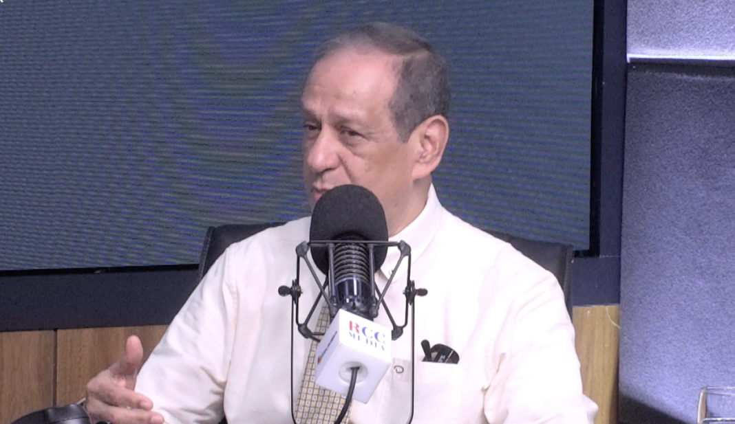 cardiologo-advierte-sobre-confusion-entre-dolores-de-pecho-y-sintomas-de-evento-cardiaco cardiologo-advierte-sobre-confusion-entre-dolores-de-pecho-y-sintomas-de-evento-cardiaco