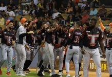 Toros vencen Aguilas: De la Cruz, Muñoz y Lantigua la sacaron toros-vencen-aguilas:-de-la-cruz,-munoz-y-lantigua-la-sacaron