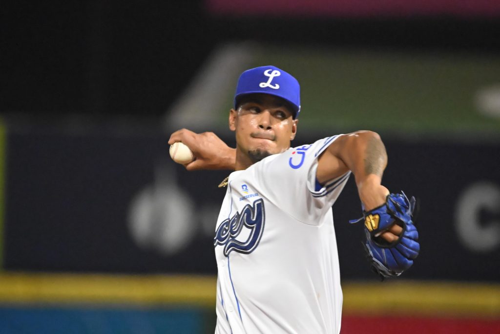 abreu-luce-imponente-en-blanqueada-del-licey-sobre-gigantes abreu-luce-imponente-en-blanqueada-del-licey-sobre-gigantes