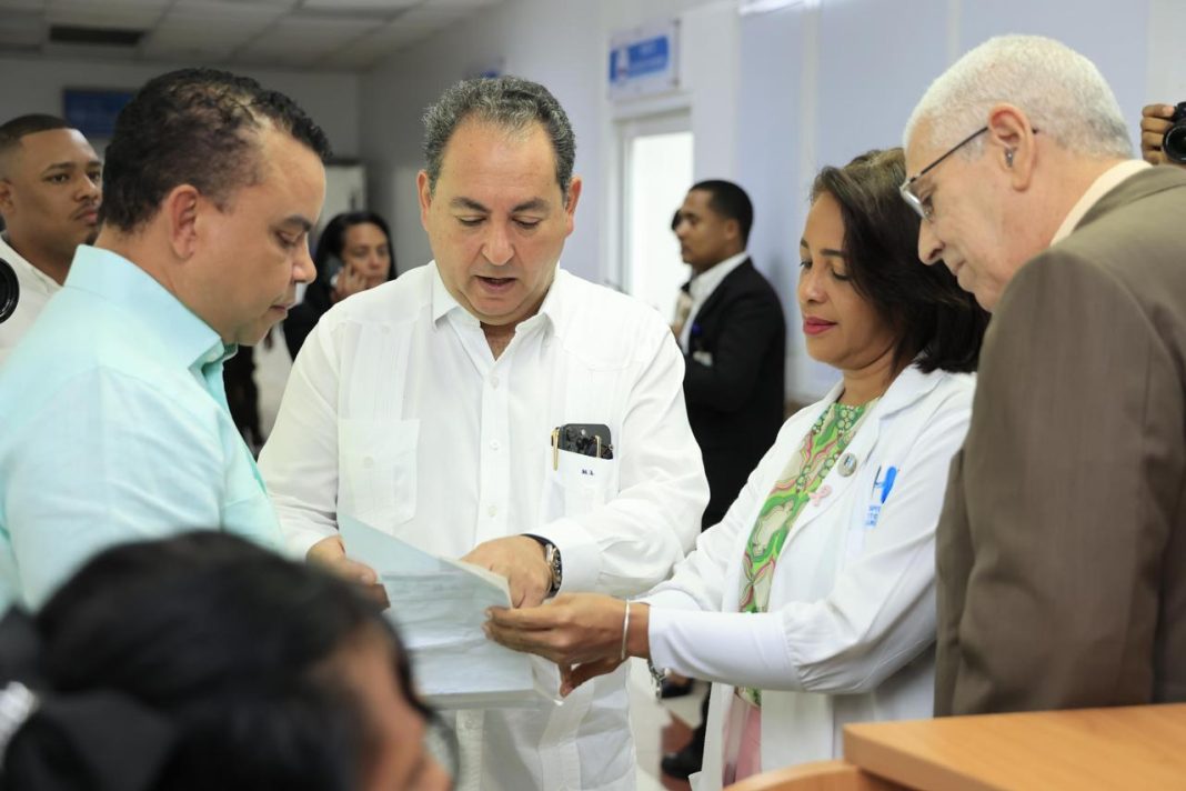 ney-arias-lora-informa-servicios-medicos-en-el-2025-ascienden-a-mas-de-un-millon-300-mil ney-arias-lora-informa-servicios-medicos-en-el-2025-ascienden-a-mas-de-un-millon-300-mil