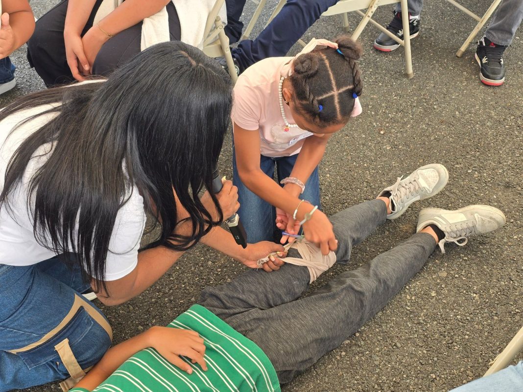 daeh-imparte-jornada-de-capacitacion-en-primeros-auxilios-y-rcp-a-hijos-de-colaboradores