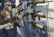Avanza en Florida ley para bajar a 18 años la edad mínima para comprar rifles y escopetas avanza-en-florida-ley-para-bajar-a-18-anos-la-edad-minima-para-comprar-rifles-y-escopetas