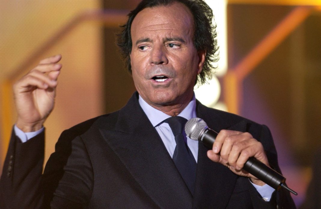 julio-iglesias-niega-acusaciones-de-abuso-sexual-y-dice-que-son-“absolutamente-falsas” julio-iglesias-niega-acusaciones-de-abuso-sexual-y-dice-que-son-“absolutamente-falsas”