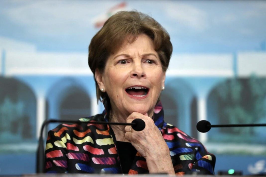 senadores-de-eeuu.-rechazan-aranceles-y-piden-a-trump-dejar-de-amenazar-a-groenlandia