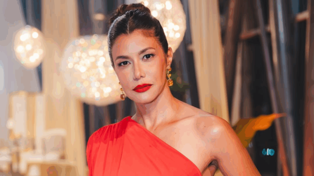 evelyna-rodriguez-se-integra-como-nueva-panelista-de-«juego-de-damas»-en-la-bakana-105.7-fm