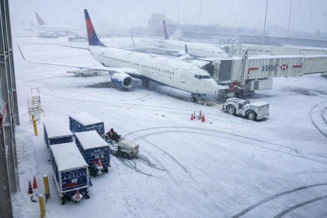 tormenta-de-hielo-deja-seis-fallecidos-y-caos-electrico-en-eeuu.
