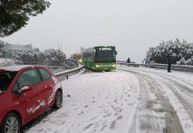 La nevada por borrasca Kristin complica el tránsito en Madrid la-nevada-por-borrasca-kristin-complica-el-transito-en-madrid