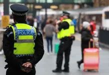 Un británico de 80 años gana la lotería y crea un imperio criminal de narcotráfico un-britanico-de-80-anos-gana-la-loteria-y-crea-un-imperio-criminal-de-narcotrafico