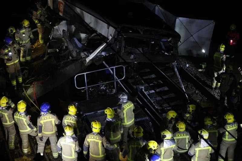 muerte-de-mujer-eleva-a-46-los-fallecidos-en-el-accidente-de-tren-del-sur-de-espana muerte-de-mujer-eleva-a-46-los-fallecidos-en-el-accidente-de-tren-del-sur-de-espana