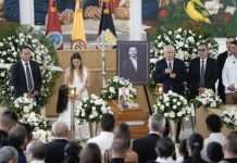 Colombia despide en varias ciudades a las 15 víctimas del accidente aéreo de Satena colombia-despide-en-varias-ciudades-a-las-15-victimas-del-accidente-aereo-de-satena