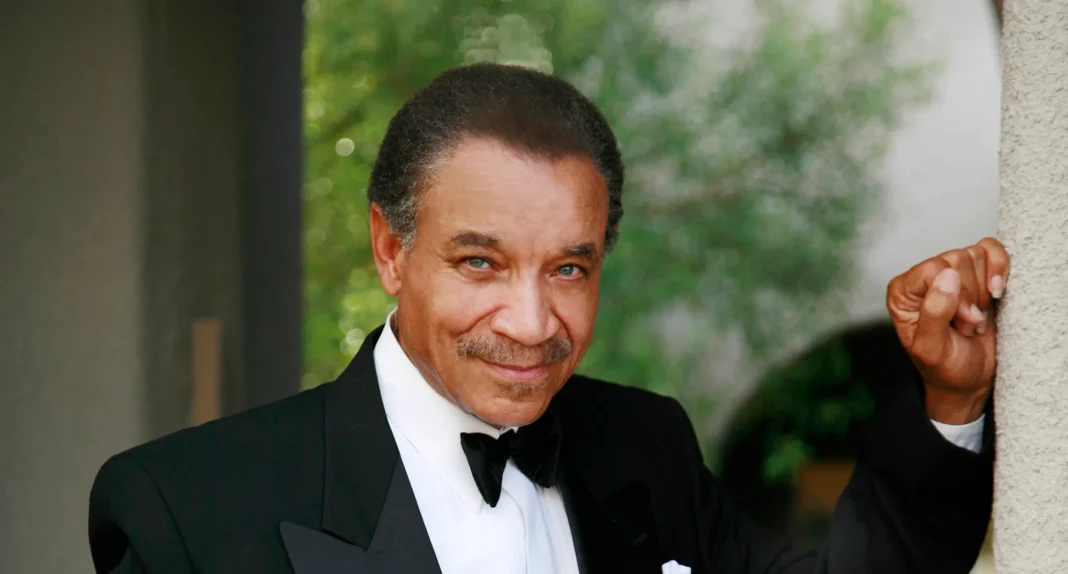fallece-lamonte-mclemore,-voz-fundadora-de-the-5th-dimension,-a-los-90-anos