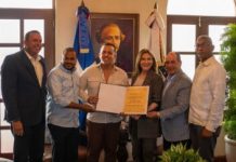 Ayuntamiento del DN declara Munícipe Distinguido al merenguero típico El Blachy ayuntamiento-del-dn-declara-municipe-distinguido-al-merenguero-tipico-el-blachy