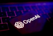 OpenAI reconfigura su estrategia de hardware: auriculares antes que dispositivos avanzados. openai-reconfigura-su-estrategia-de-hardware:-auriculares-antes-que-dispositivos-avanzados.