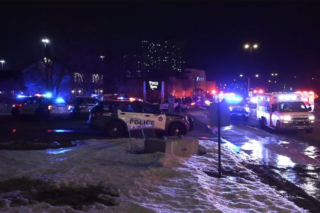 al-menos-diez-personas-mueren-en-un-tiroteo-en-una-escuela-del-oeste-de-canada