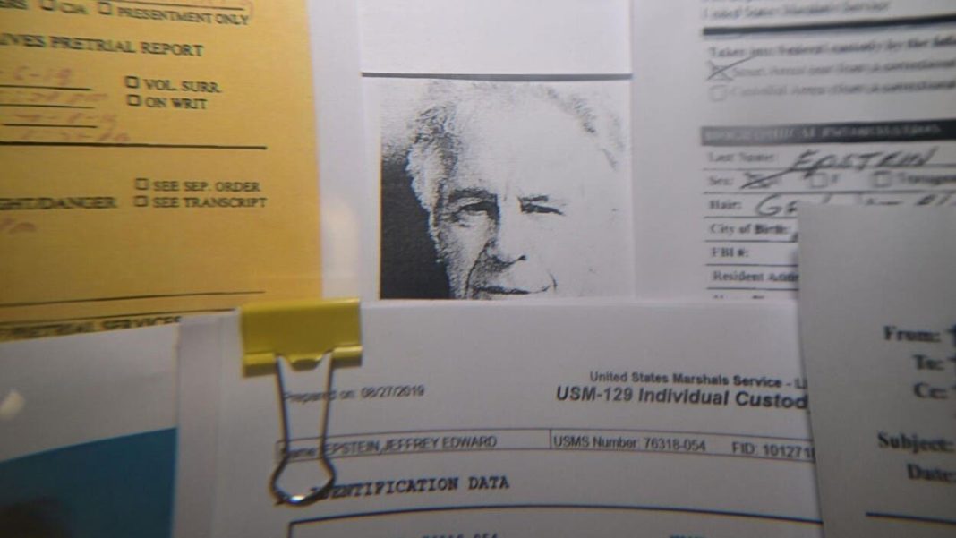 varios-congresistas-piden-revelar-a-«hombres-ricos-y-poderosos»-de-los-archivos-de-epstein