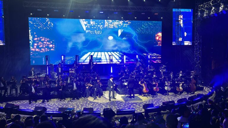 yandel-conquista-altos-de-chavon-con-historico-concierto-sinfonico-a-casa-llena yandel-conquista-altos-de-chavon-con-historico-concierto-sinfonico-a-casa-llena