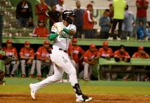 Estrellas renuevan contrato con Lewin Díaz estrellas-renuevan-contrato-con-lewin-diaz