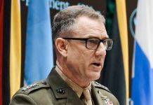 El jefe del Comando Sur de EE.UU. niega estar en preparativos para la toma de Cuba el-jefe-del-comando-sur-de-eeuu.-niega-estar-en-preparativos-para-la-toma-de-cuba