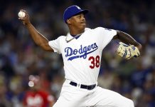 Toros del Este retienen al relevista Yency Almonte toros-del-este-retienen-al-relevista-yency-almonte