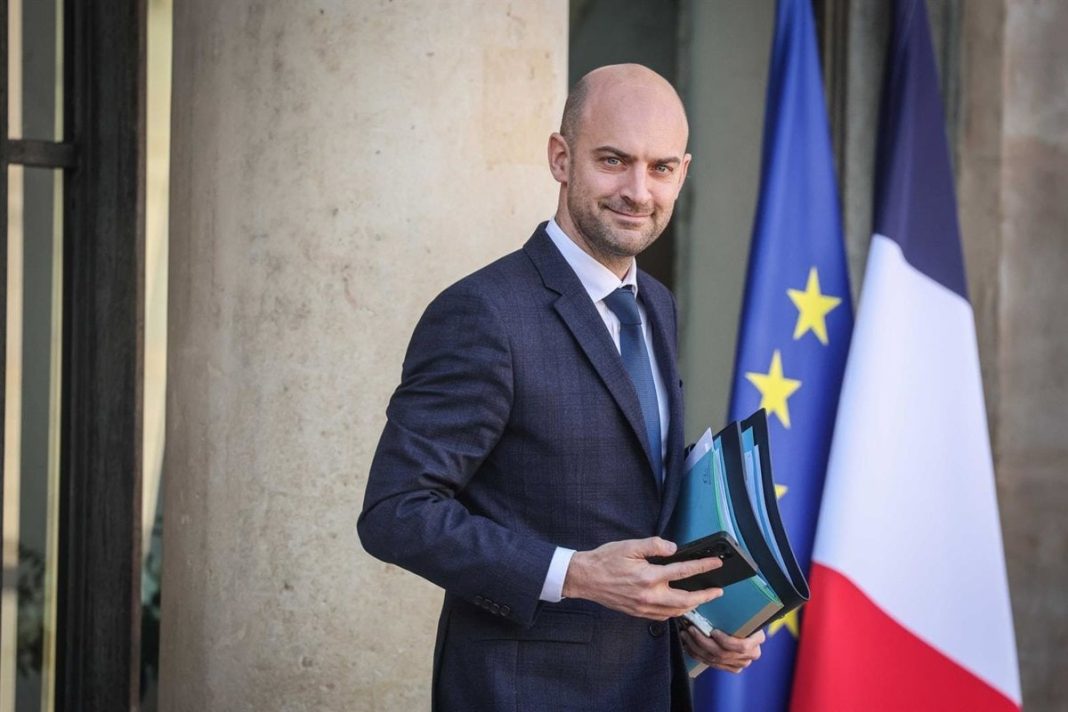 francia-desmiente-haber-retirado-invitacion-a-sudafrica-en-cumbre-g7-por-presiones-de-eeuu francia-desmiente-haber-retirado-invitacion-a-sudafrica-en-cumbre-g7-por-presiones-de-eeuu