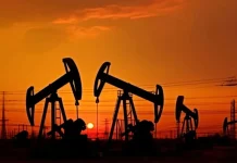 El bloqueo en Ormuz impulsa un 2.55 % el precio del petróleo de Texas a 96.89 dólares el-bloqueo-en-ormuz-impulsa-un-255-%-el-precio-del-petroleo-de-texas-a-96.89-dolares