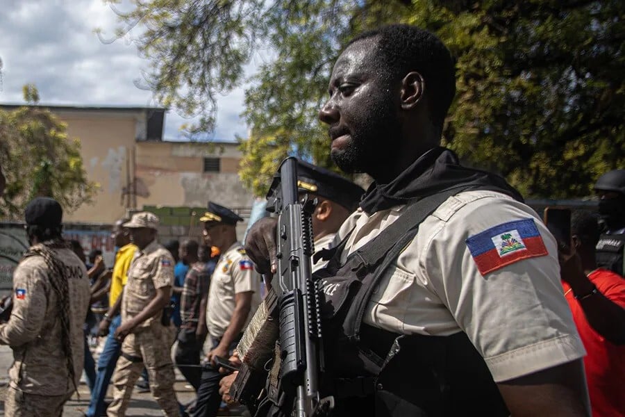 las-fuerzas-armadas-de-haiti-decretan-la-alerta-maxima-a-partir-del-lunes las-fuerzas-armadas-de-haiti-decretan-la-alerta-maxima-a-partir-del-lunes
