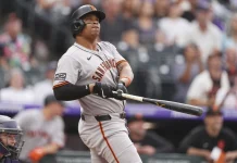 Devers castiga a Filadelfia y Gigantes vuelven a blanquear a los Filis devers-castiga-a-filadelfia-y-gigantes-vuelven-a-blanquear-a-los-filis