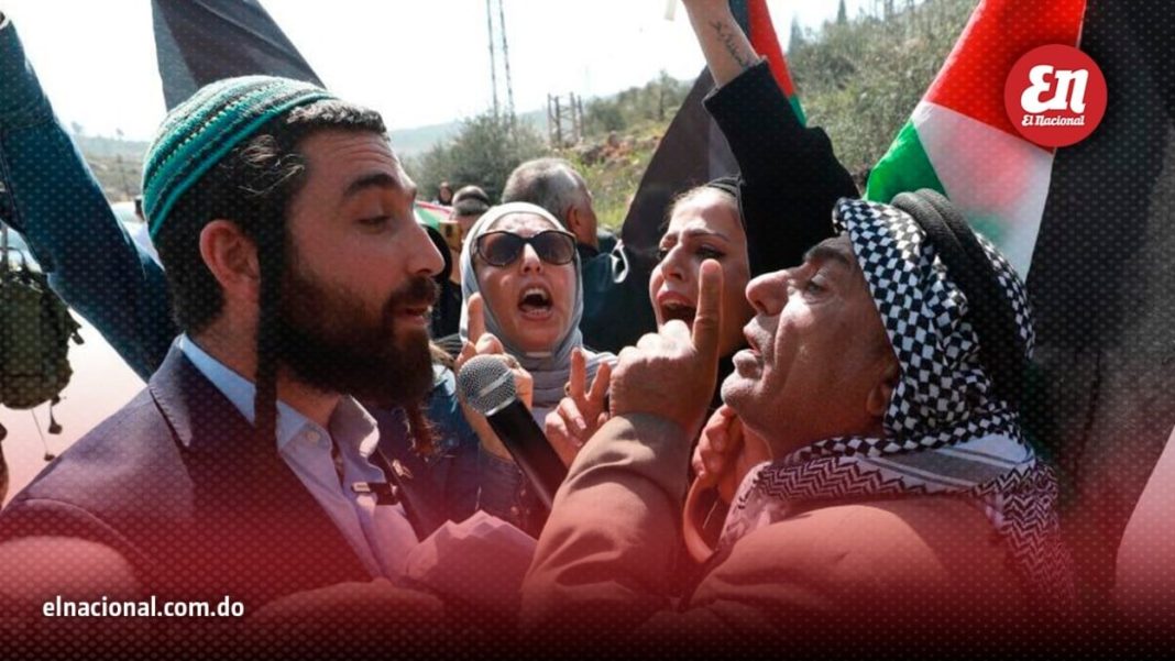 policia-israeli-halla-a-unos-70-palestinos-ocultos-en-un-camion-de-basura-en-cisjordania policia-israeli-halla-a-unos-70-palestinos-ocultos-en-un-camion-de-basura-en-cisjordania