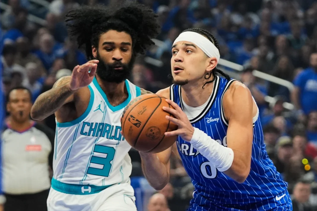 el-orlando-magic-aplasto-a-los-charlotte-hornets-en-partido del-torneo-play-in