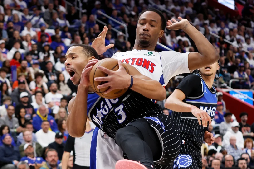 magic-sorprenden-a-pistons-y-toman-ventaja-en-la-serie