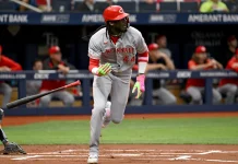 Elly De La Cruz conecta 2 de los 5 jonrones de los Rojos en victoria 12-6 sobre los Rays elly-de-la-cruz-conecta-2-de-los-5-jonrones-de-los-rojos-en-victoria-12-6-sobre-los-rays