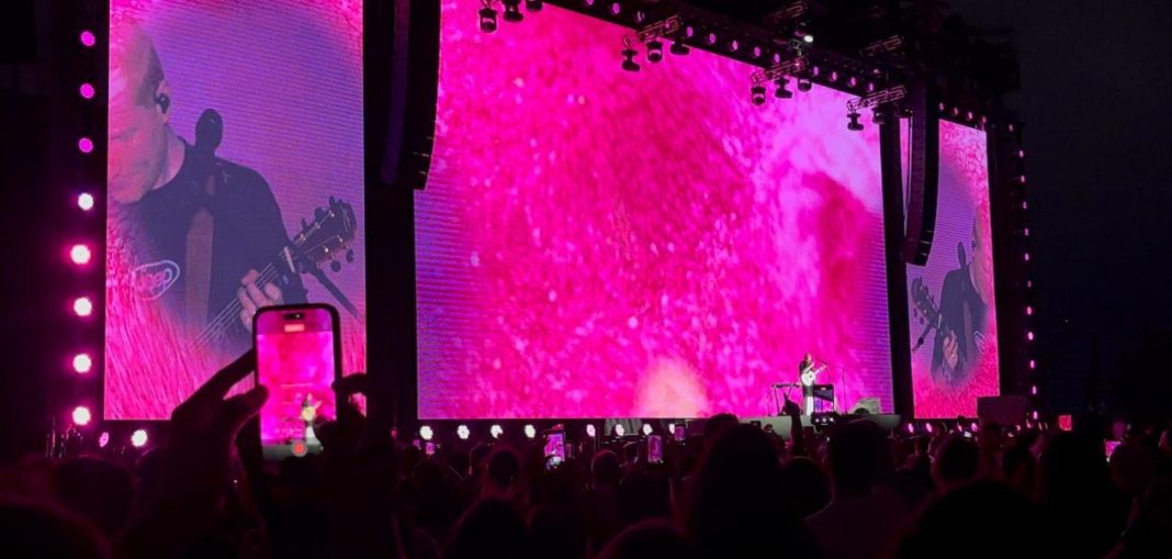 ed-sheeran-enciende-santo-domingo-y-conquista-al-publico-desde-el-inicio-del-concierto