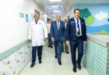 Andrés Bautista recorre hospital de la Policía y evalúa necesidades del centro andres-bautista-recorre-hospital-de-la-policia-y-evalua-necesidades-del-centro