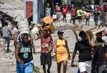 Bahamas deporta 107 haitianos por incumplir las leyes migratorias de ese país bahamas-deporta-107-haitianos-por-incumplir-las-leyes-migratorias-de-ese-pais
