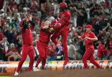 De La Cruz enciende a Cincinnati y los Rojos sobreviven en 11 entradas de-la-cruz-enciende-a-cincinnati-y-los-rojos-sobreviven-en-11-entradas