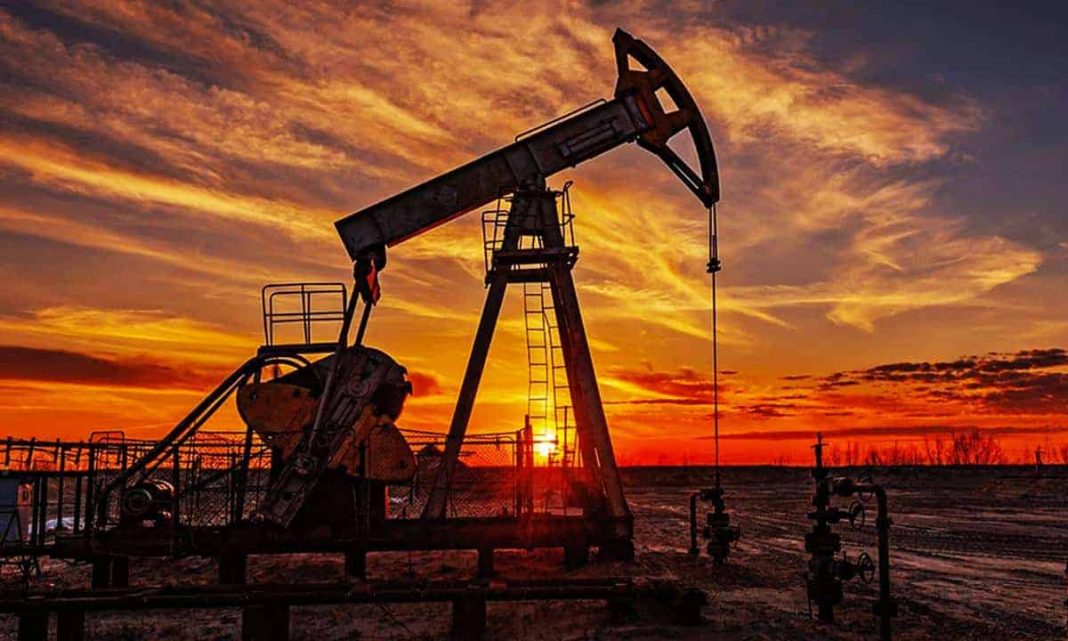 petroleo-registra-fuerte-caida-por-expectativas-de-entendimiento-entre-washington-y-teheran