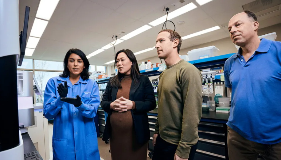 zuckerberg-y-su-esposa-presenta-atlas-de-proteinas-con-ia-para-acelerar-tratamientos-medicos zuckerberg-y-su-esposa-presenta-atlas-de-proteinas-con-ia-para-acelerar-tratamientos-medicos