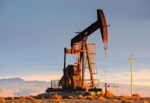 El crudo WTI aumenta 2,4 % por la tensión militar entre Washington y Teherán el-crudo-wti-aumenta-2,4-%-por-la-tension-militar-entre-washington-y-teheran
